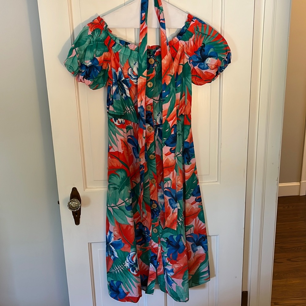 Zara floral dress, size M